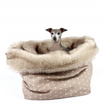 Kuschelhöhle Fiou Star Royal Hearts Beige